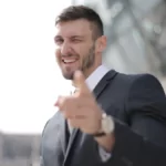 4 Signs of Dysfunctional Narcissism, According To Dr. Michael Stokes